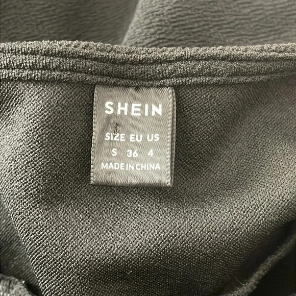 SHEIN Black Overalls with Pockets Size Small (4) - Picture 3 of 5